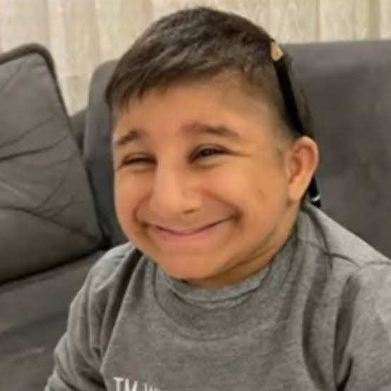 Pantolonlarım yoktu fakirdik