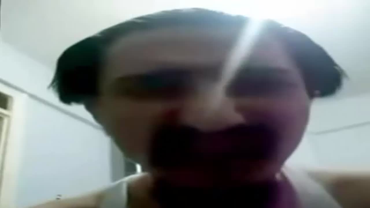 GURBETÇİLERE KÜFÜR MUHLİS'TEN